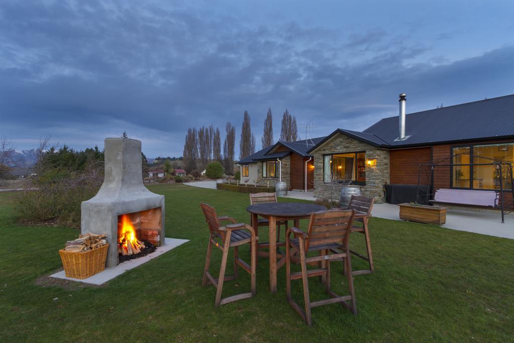 Wanaka Alpine Lodge Εξωτερικό φωτογραφία